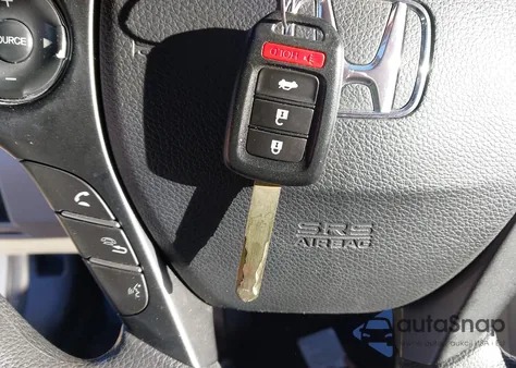 2015 Honda Accord Lx z USA, uszkodzony, nr VIN 1HGCR2F33FA177422